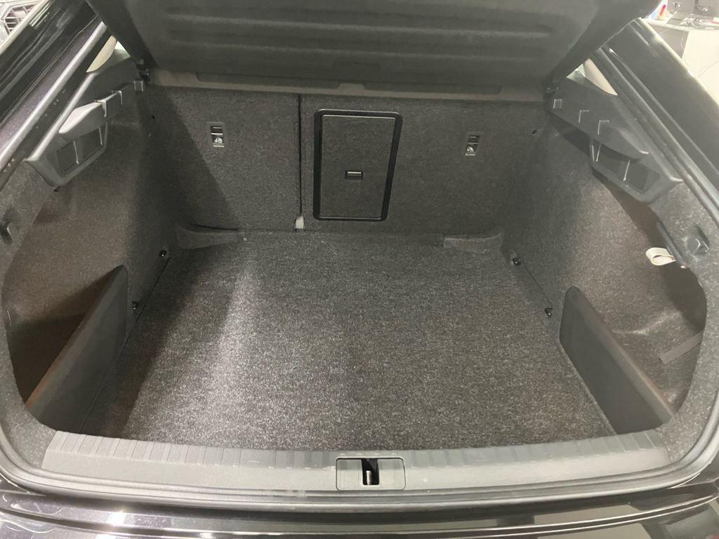 Skoda Octavia 1.5 TSI m-HEV Selection DSG 85 kW (116 CV) - 6