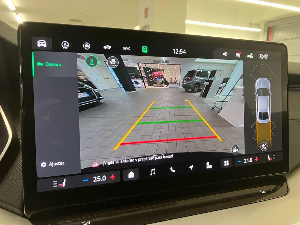 Skoda Octavia 1.5 TSI m-HEV Selection DSG 85 kW (116 CV) - 10