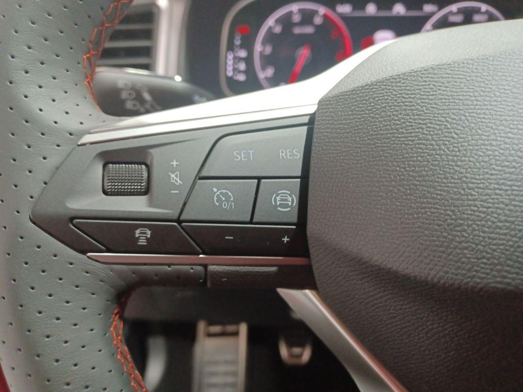 SEAT Ateca 1.5 TSI S&S FR Special Edition 110 kW (150 CV) - 8