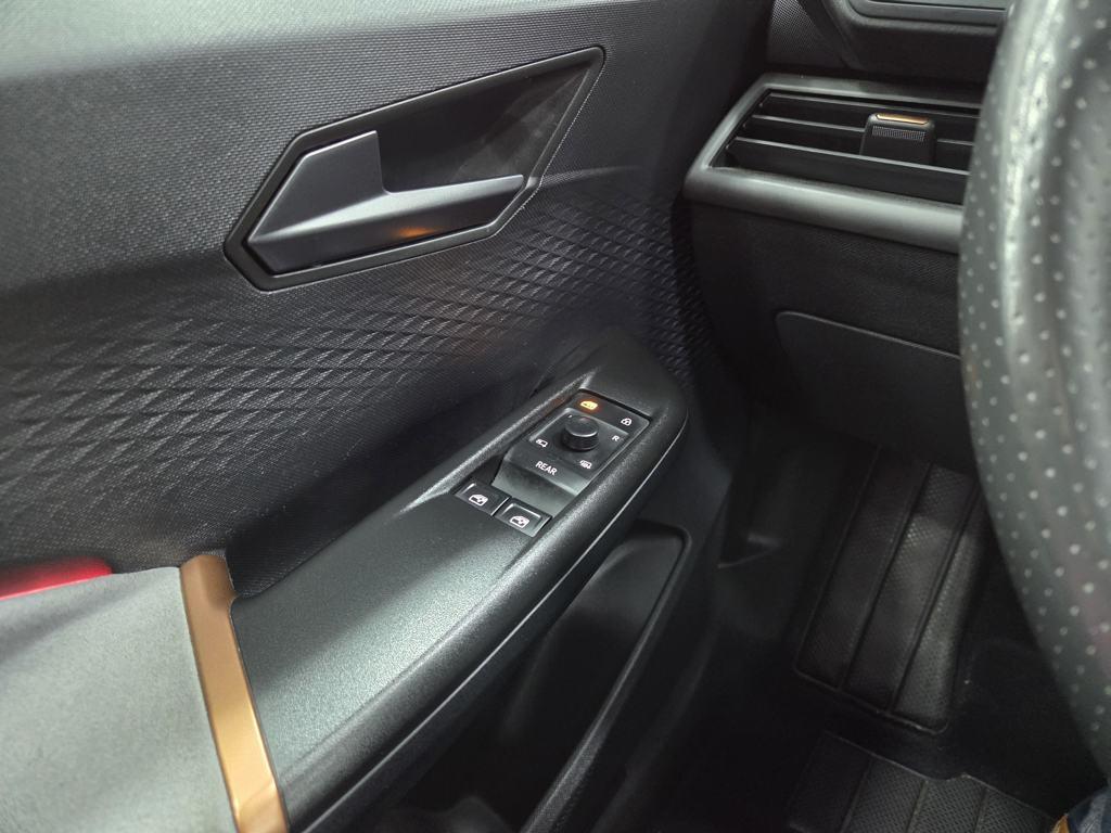 CUPRA Born 62 kWh 150 kW (204 CV) - 12