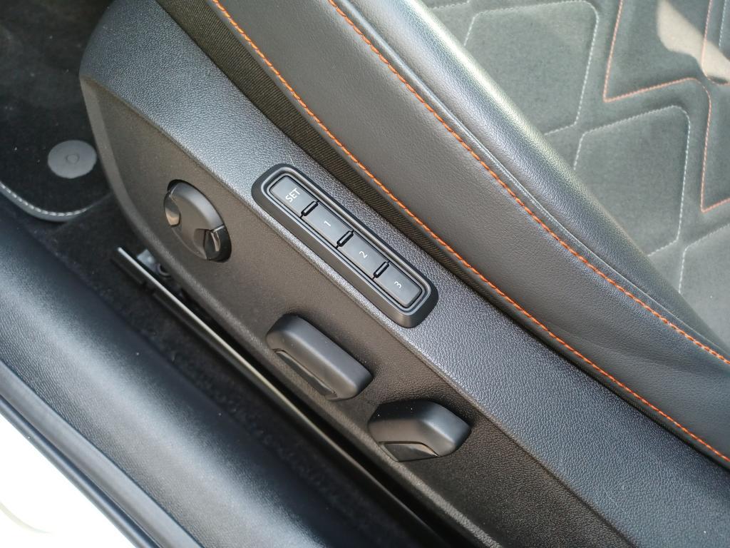 SEAT León 1.4 e-Hybrid S&S FR Go L DSG 150 kW (204 CV) - 14