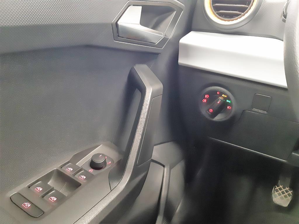 SEAT Ibiza 1.0 MPI S&S Style XM 59 kW (80 CV) - 16