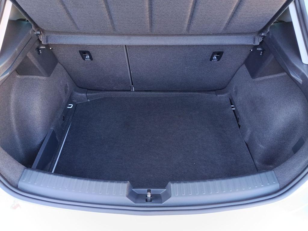 SEAT León 1.5 eTSI Style 25 Aniversario DSG 85 kW (116 CV) - 6