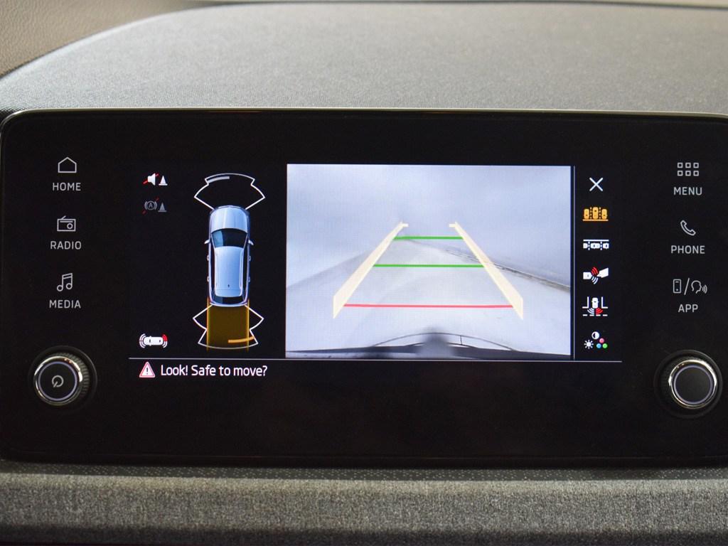 Skoda Kamiq 1.0 TSI Selection 85 kW (115 CV) - 9