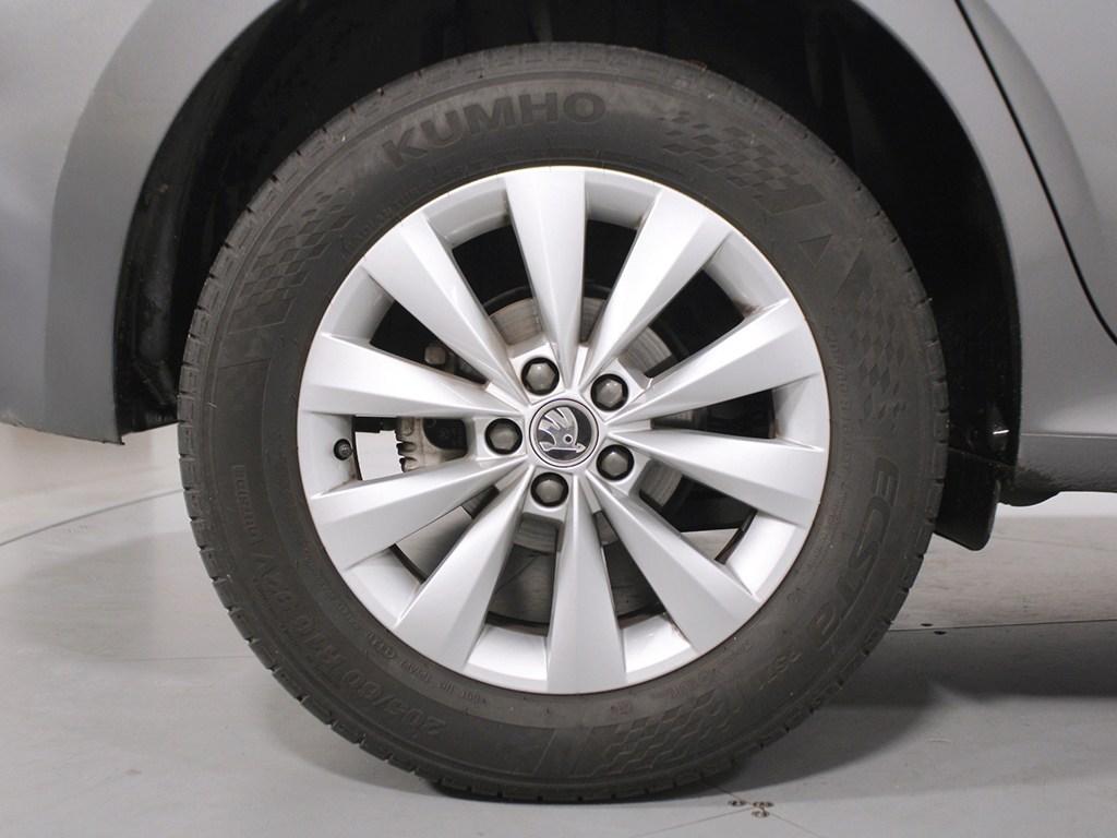 Skoda Kamiq 1.0 TSI Emotion 81 kW (110 CV) - 7