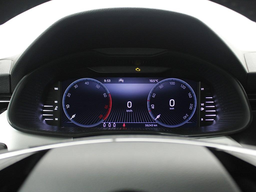 Skoda Kamiq 1.0 TSI Emotion 81 kW (110 CV) - 8