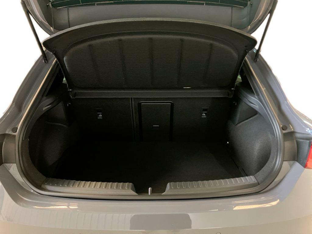 SEAT León 1.5 TSI e-Hybrid FR XM DSG 150 kW (204 CV) - 6