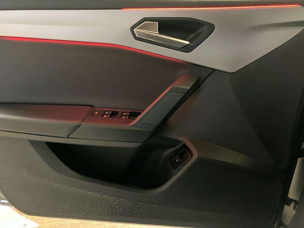 SEAT León 1.5 TSI e-Hybrid FR XM DSG 150 kW (204 CV) - 13