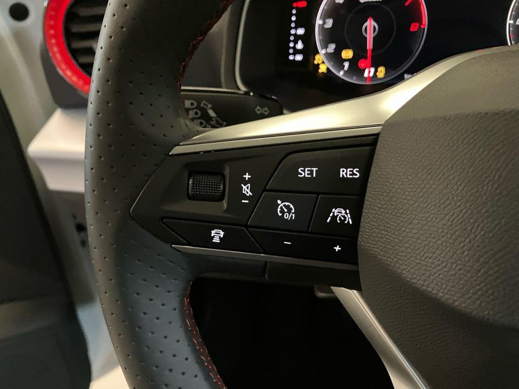 SEAT Ibiza 1.0 TSI S&S FR XS 85 kW (115 CV) - 8