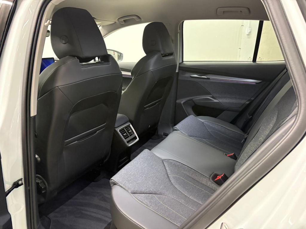 Skoda Elroq 85 82 kWh 210 kW (286 CV) - 9