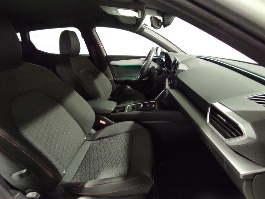 SEAT León 1.5 TSI S&S Style 25 Aniversario 85 kW (116 CV) - 4
