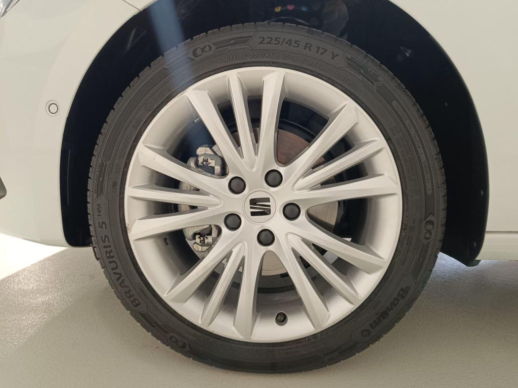 SEAT León 1.5 eTSI S&S Style Special Edition Vision DSG 110 kW (150 CV) - 7