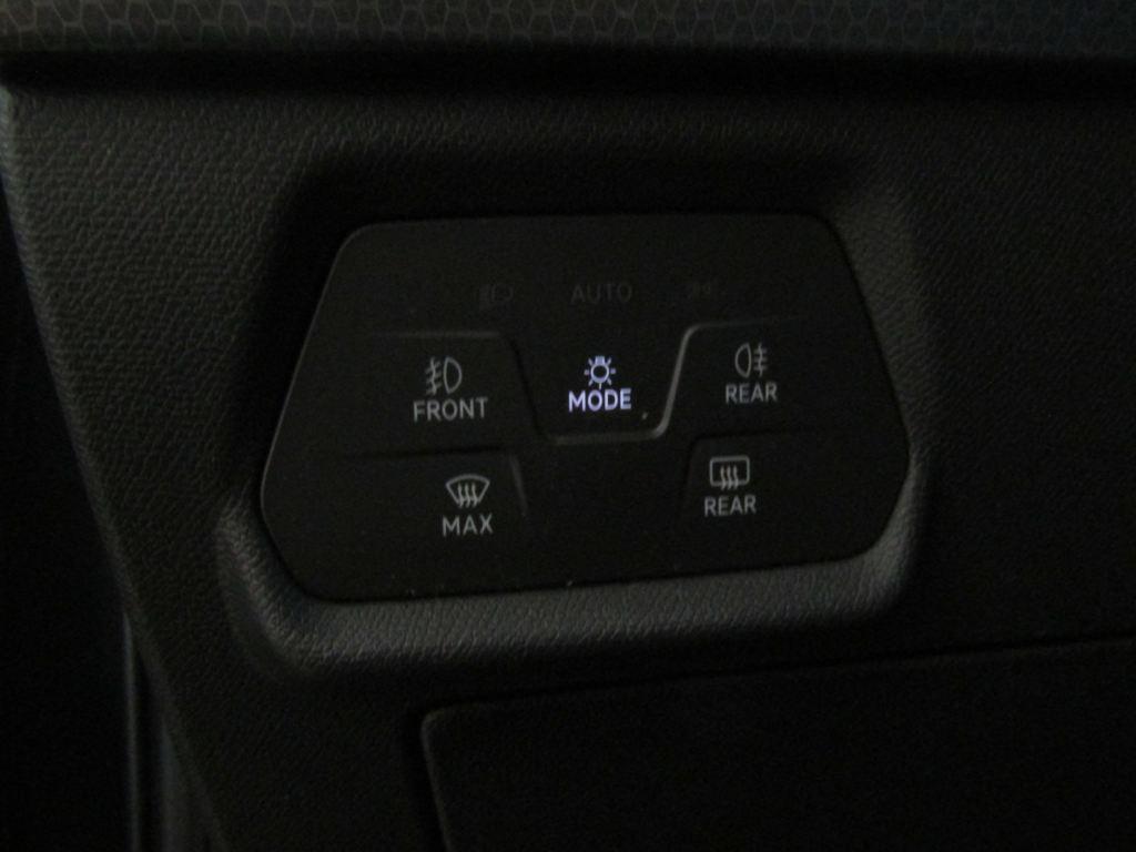 SEAT León 1.0 eTSI S&S Style Go S DSG 81 kW (110 CV) - 12