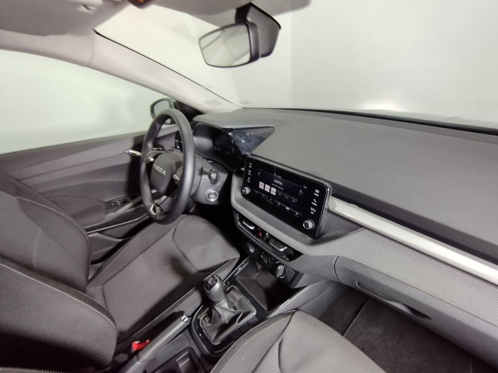 Skoda Fabia 1.0 TSI Selection 70 kW (95 CV) - 11