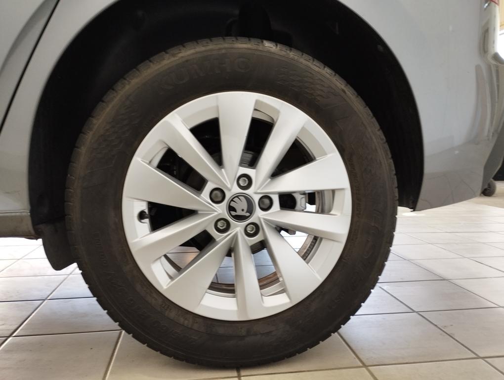 Skoda Kamiq 1.0 TSI Selection 85 kW (115 CV) - 7