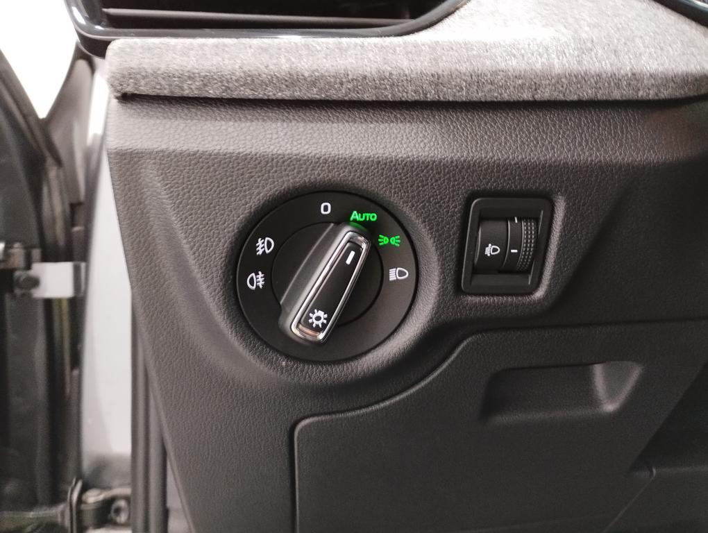 Skoda Kamiq 1.0 TSI Selection 85 kW (115 CV) - 10