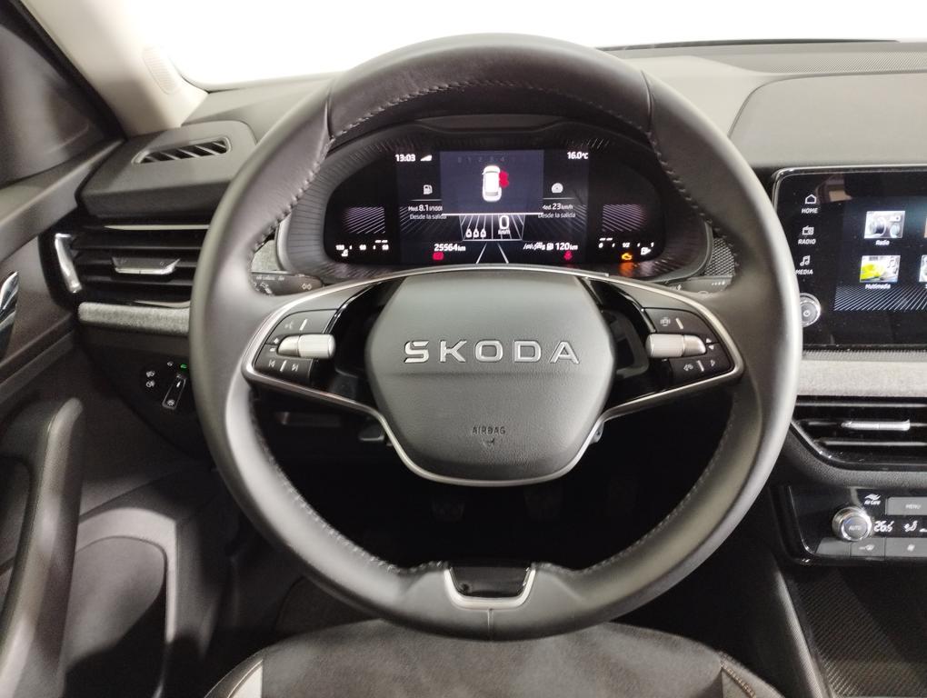 Skoda Kamiq 1.0 TSI Selection 85 kW (115 CV) - 12