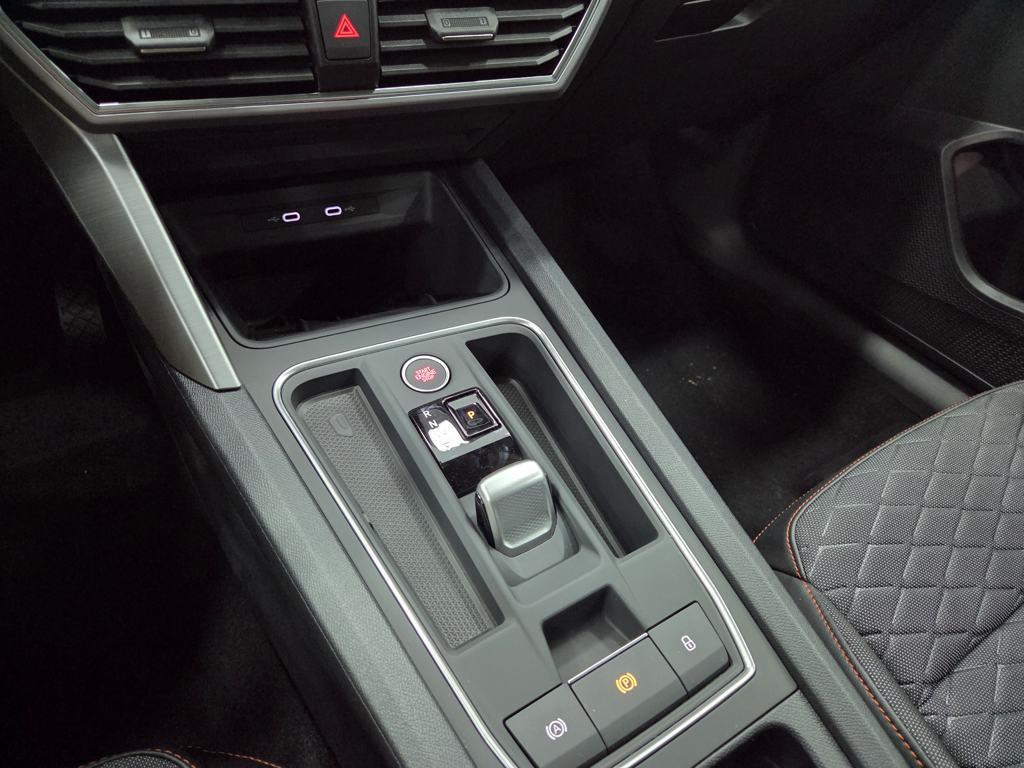 SEAT León 1.5 TSI e-Hybrid FR XM DSG 150 kW (204 CV) - 14