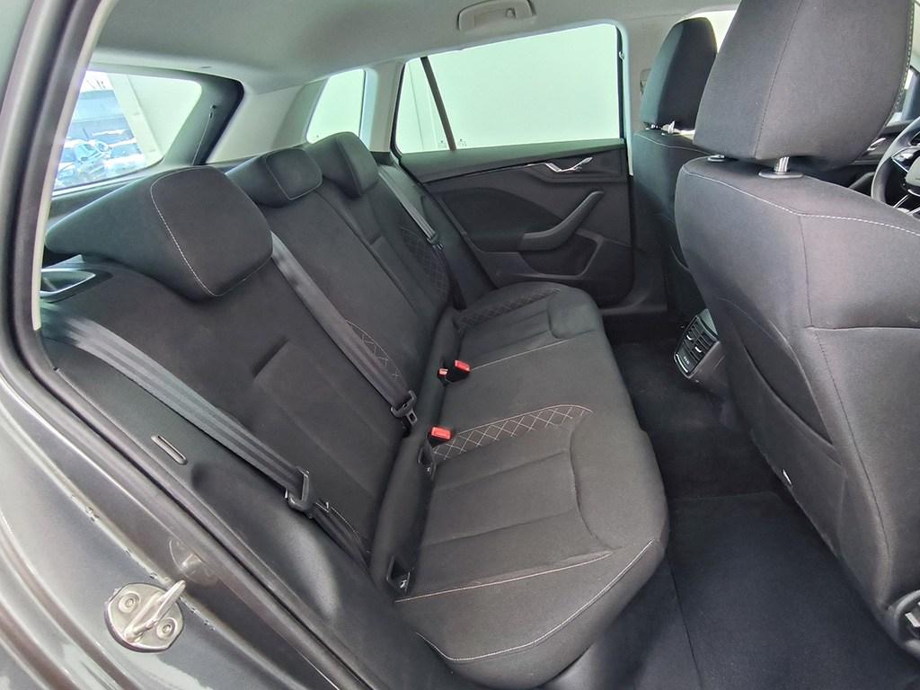 Skoda Kamiq 1.0 TSI Ambition 81 kW (110 CV) - 5