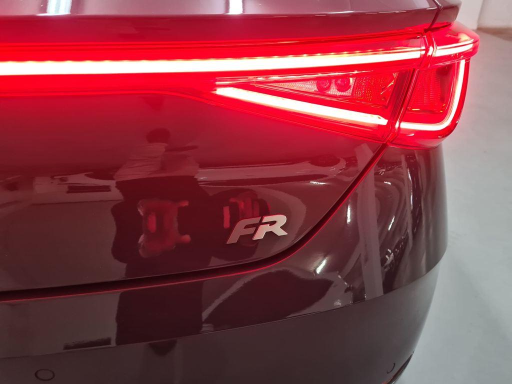 SEAT León 1.5 TSI S&S FR 25 Aniversario 85 kW (116 CV) - 9