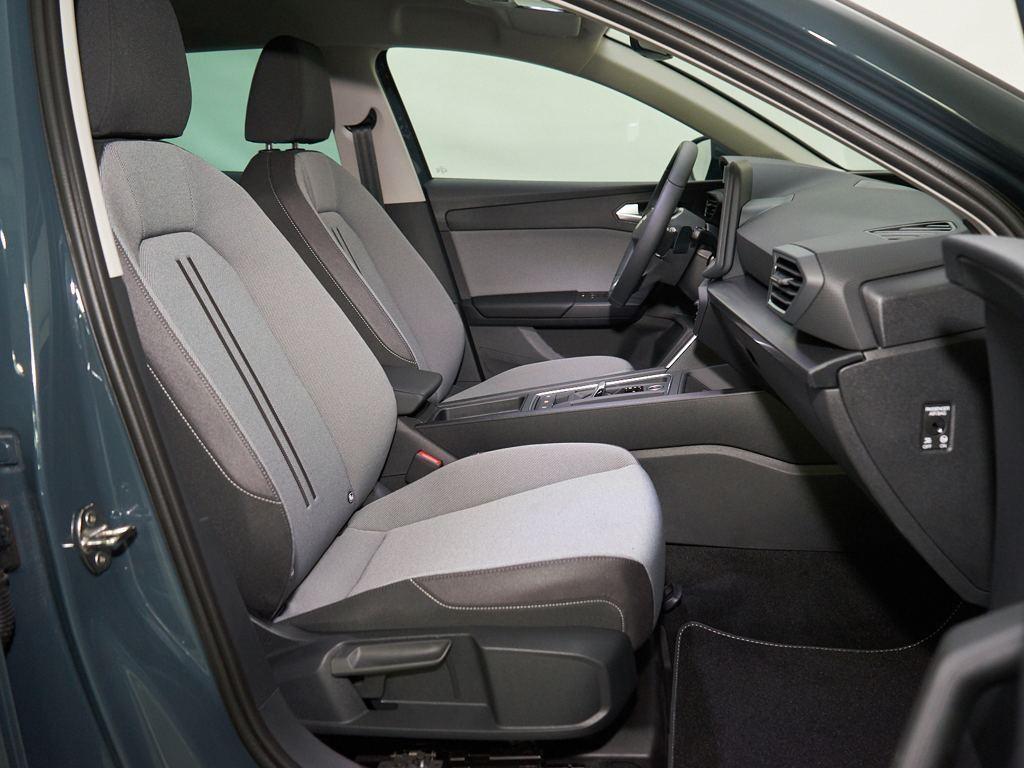 SEAT León 1.5 eTSI Style 25 Aniversario DSG 85 kW (116 CV) - 4