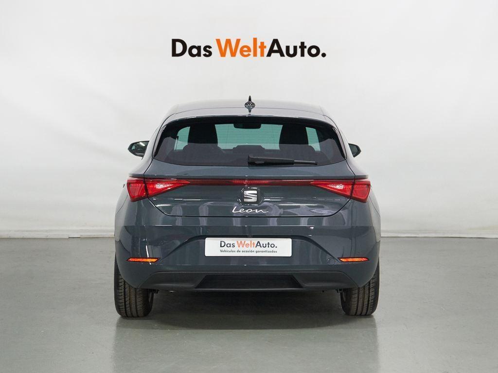 SEAT León 1.5 eTSI Style 25 Aniversario DSG 85 kW (116 CV) - 9