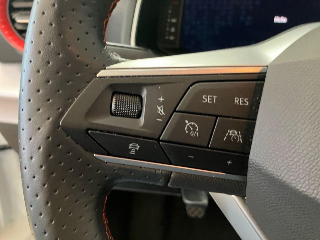 SEAT Arona 1.0 TSI FR Special Edition 85 kW (115 CV) - 8