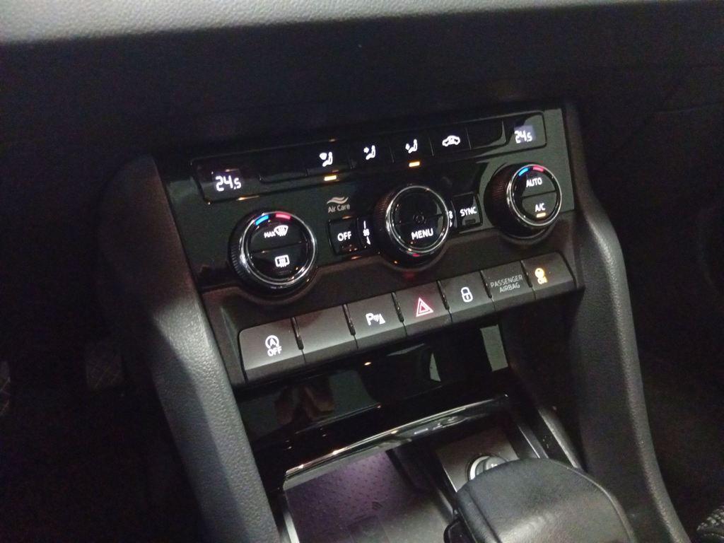 Skoda Karoq 1.5 TSI ACT Style DSG 110 kW (150 CV) - 12