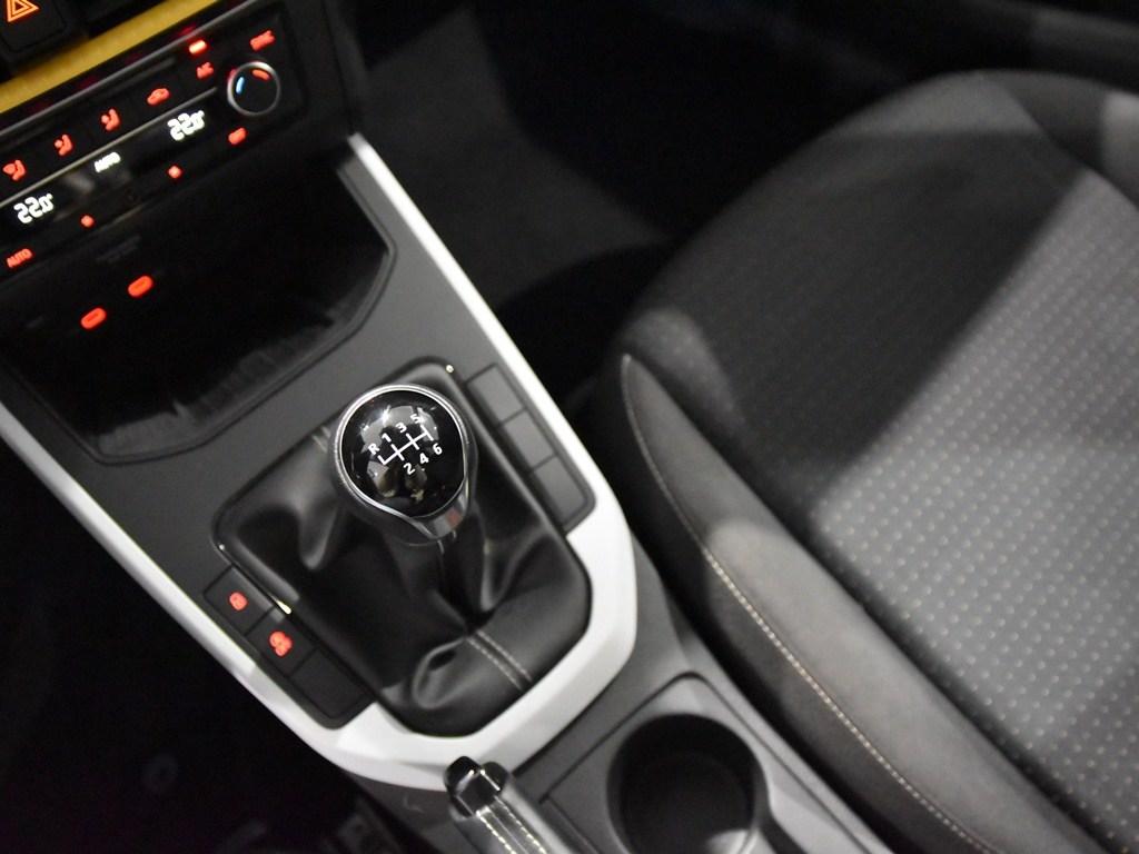 SEAT Arona 1.0 TSI Style XM 85 kW (115 CV) - 10