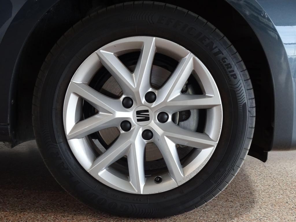 SEAT León 1.5 TSI S&S Style 25 Aniversario 85 kW (116 CV) - 7