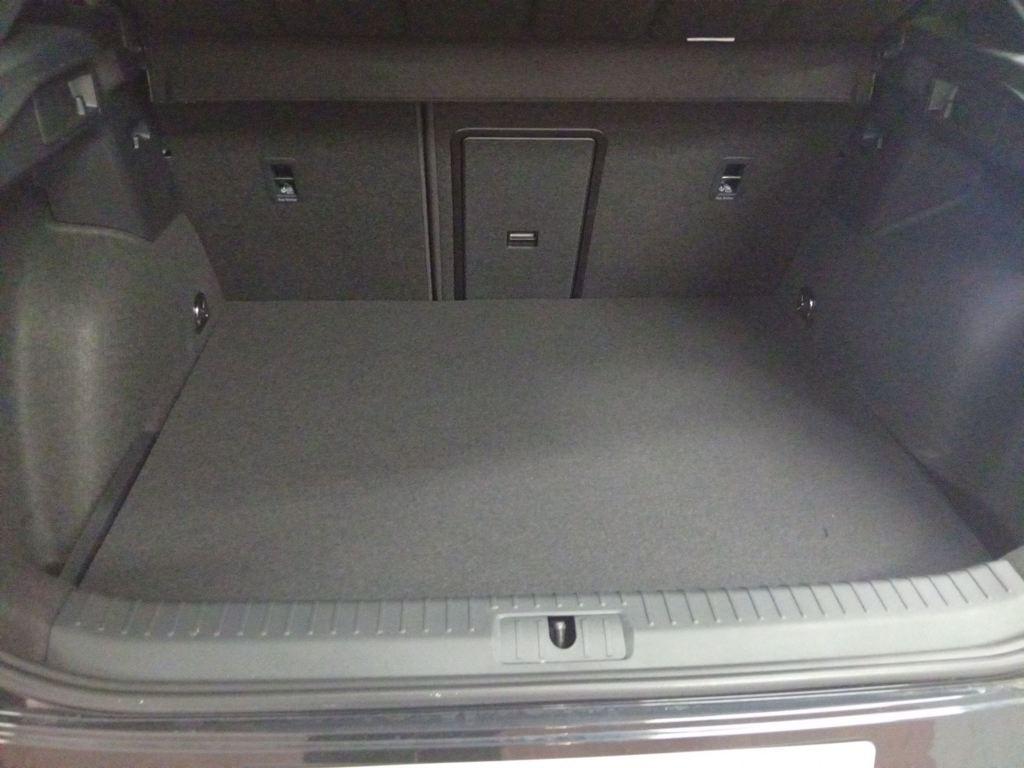 CUPRA Formentor 1.5 TSI e-Hybrid DSG 150 kW (204 CV) - 6