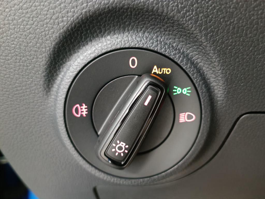 SEAT Arona 1.0 TSI S&S Xperience XS 81 kW (110 CV) - 17