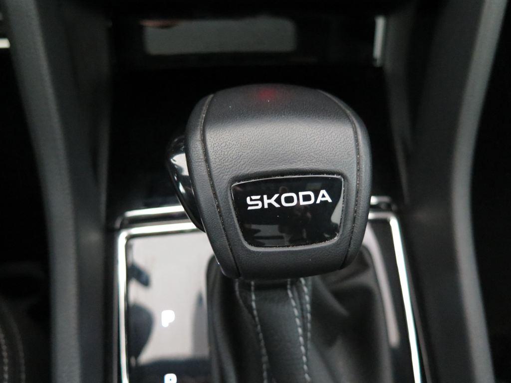 Skoda Karoq 1.5 TSI ACT Sportline DSG 110 kW (150 CV) - 12