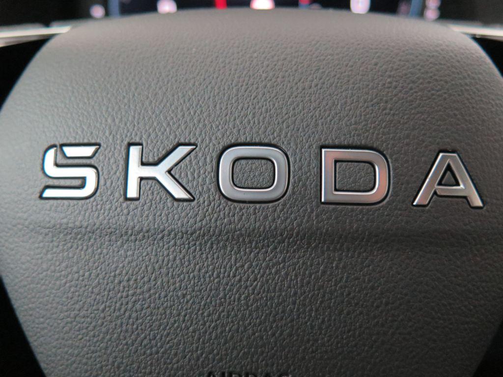 Skoda Kamiq 1.0 TSI Plus DSG 85 kW (115 CV) - 11