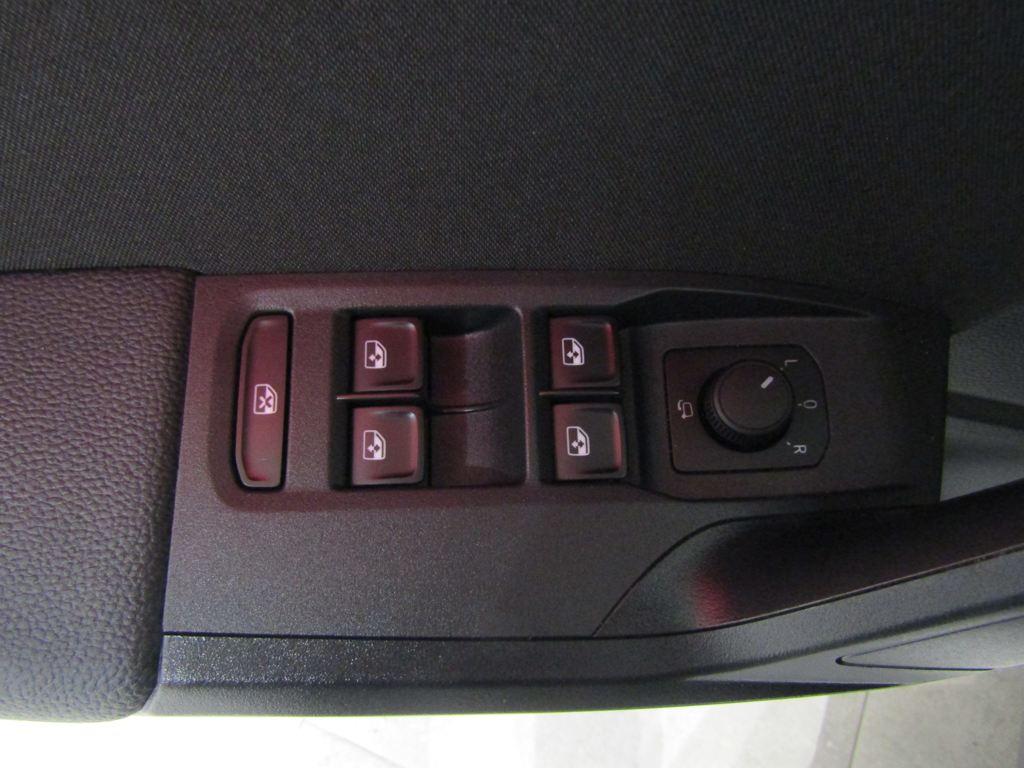 SEAT Arona 1.0 TSI FR Special Edition 85 kW (115 CV) - 16