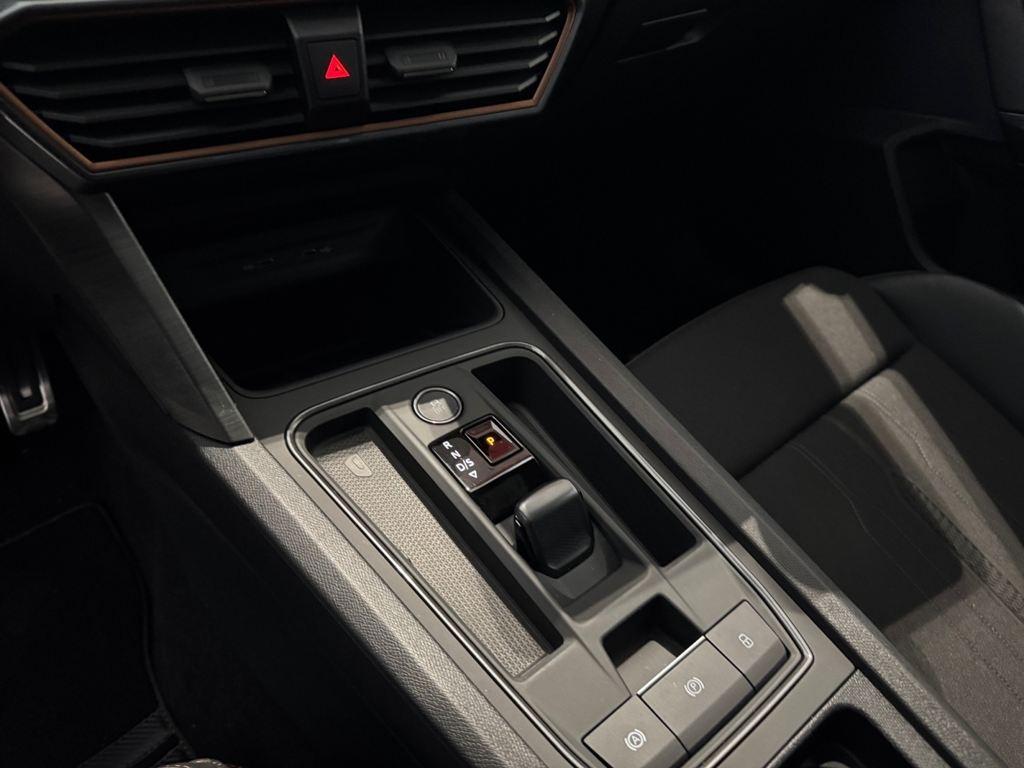 CUPRA León 2.0 TSI VZ DSG 221 kW (300 CV) - 8