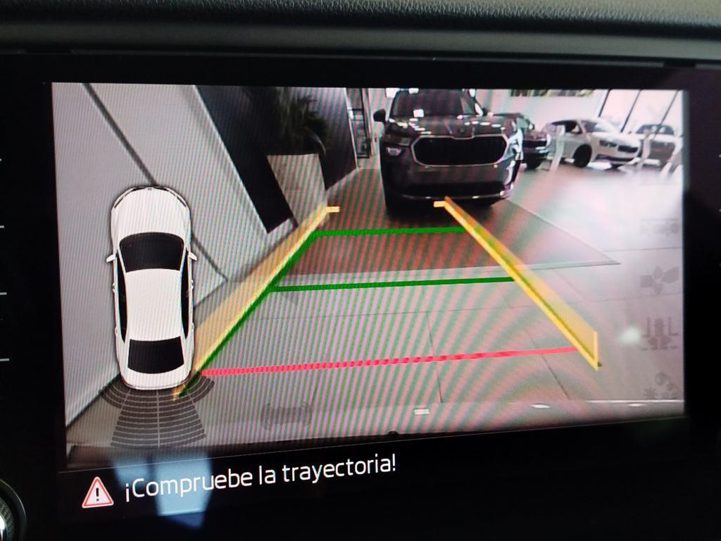 Skoda Octavia 1.6 TDI Ambition 85 kW (115 CV) - 10