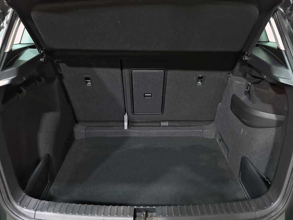 Skoda Karoq 1.0 TSI Ambition 81 kW (110 CV) - 6