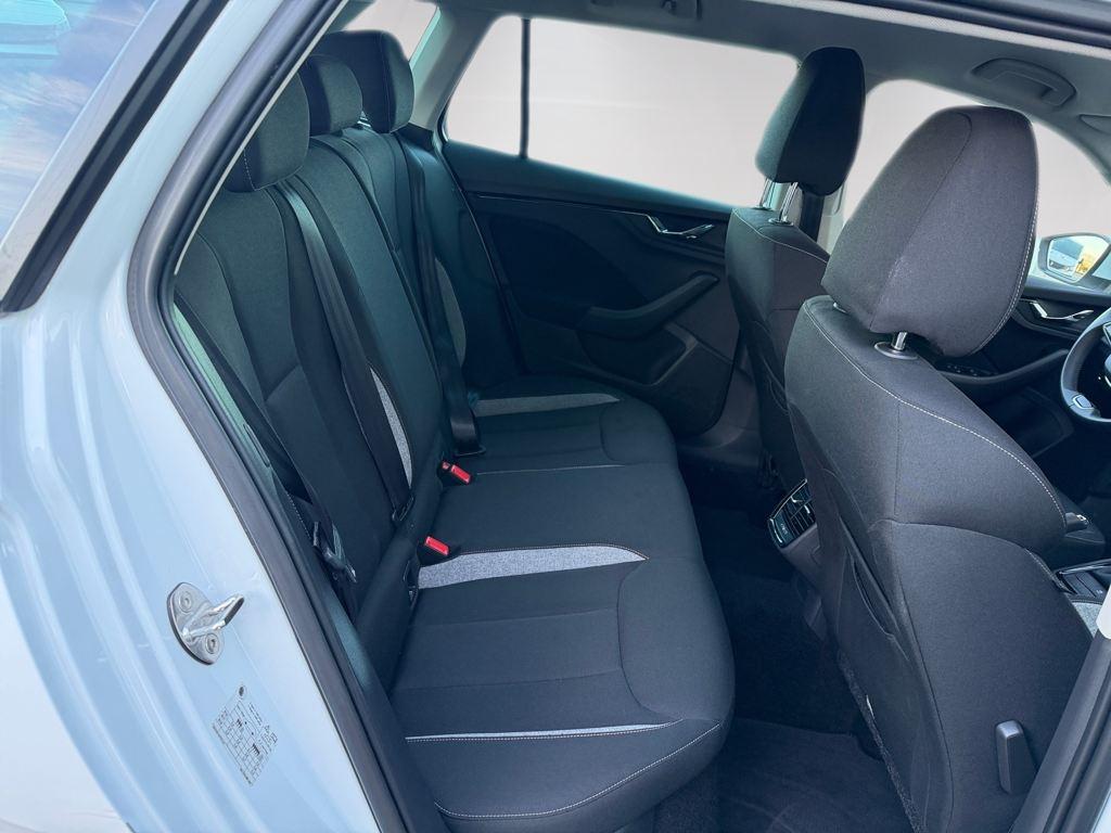 Skoda Kamiq 1.0 TSI Selection DSG 85 kW (115 CV) - 5