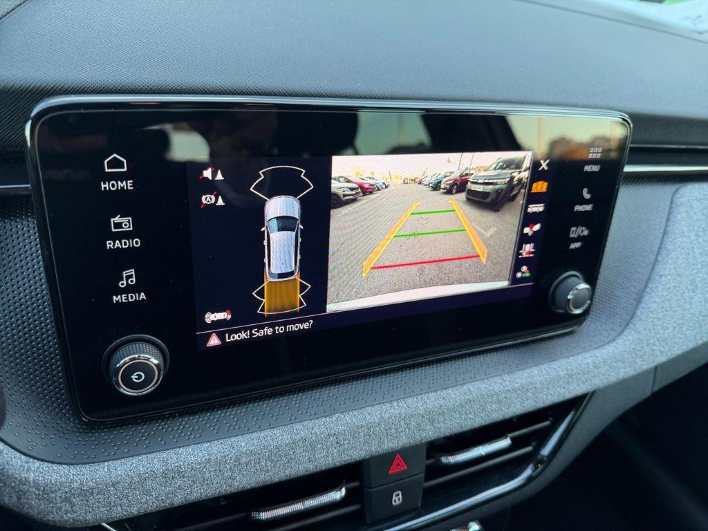 Skoda Kamiq 1.0 TSI Selection DSG 85 kW (115 CV) - 12