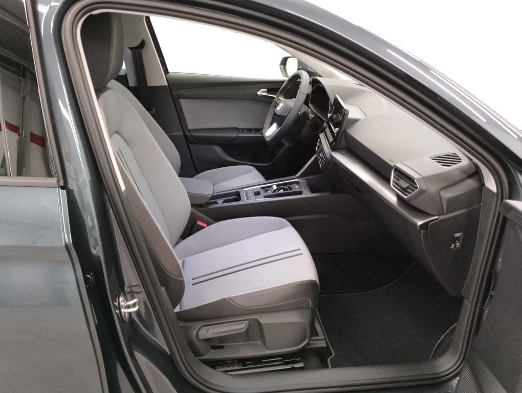 SEAT León 1.5 eTSI Style 25 Aniversario DSG 85 kW (116 CV) - 4