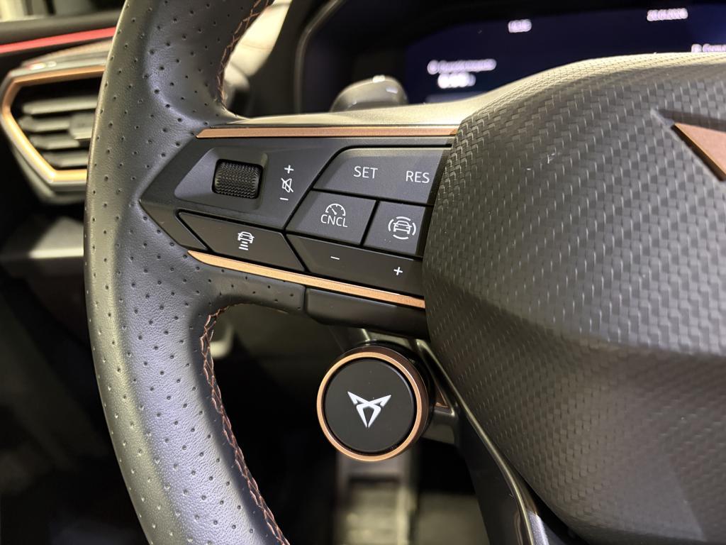 CUPRA Leon Sportstourer 1.5 eTSI DSG 110 kW (150 CV) - 10