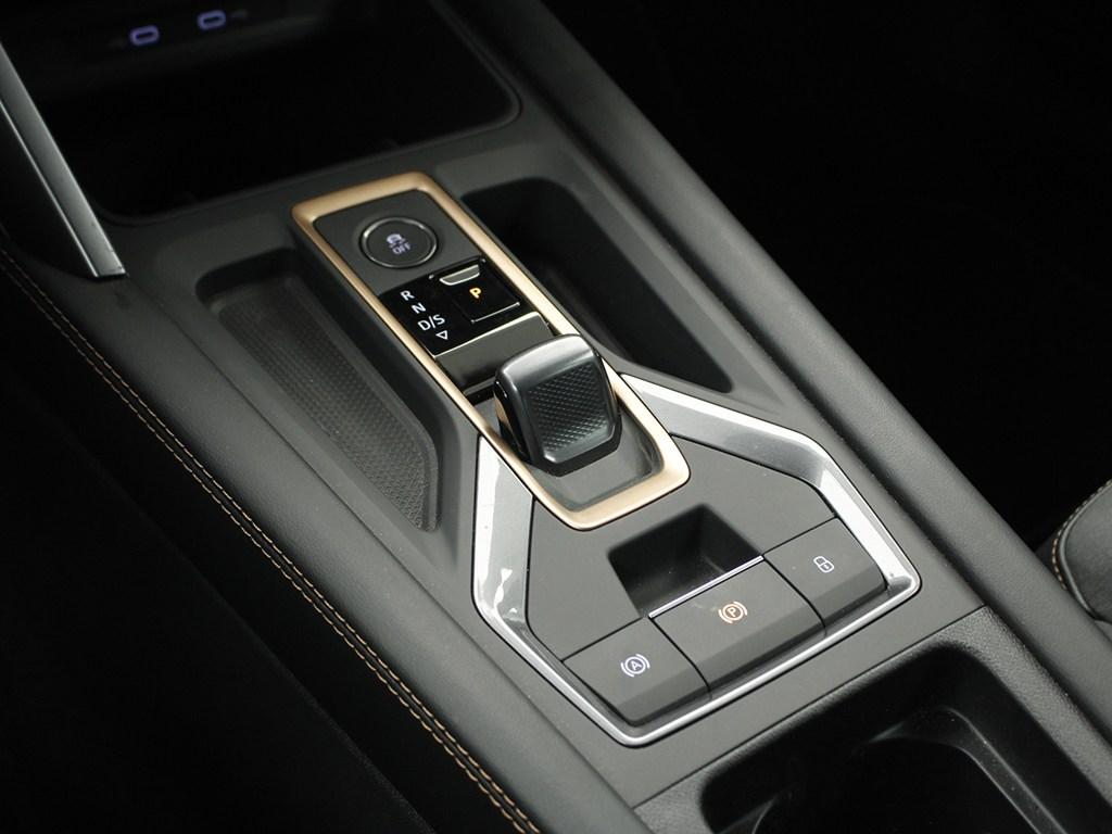 CUPRA Leon Sportstourer 1.5 TSI e-Hybrid VZ DSG 200 kW (272 CV) - 9