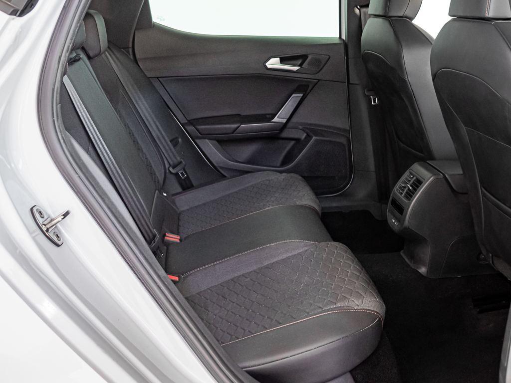 SEAT León 1.5 TSI S&S FR 25 Aniversario 85 kW (116 CV) - 5