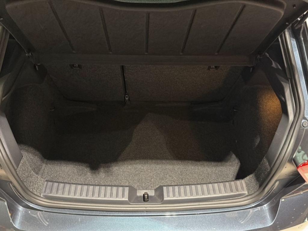 SEAT Ibiza 1.0 TSI S&S Special Edition Xcellence DSG 85 kW (115 CV) - 6