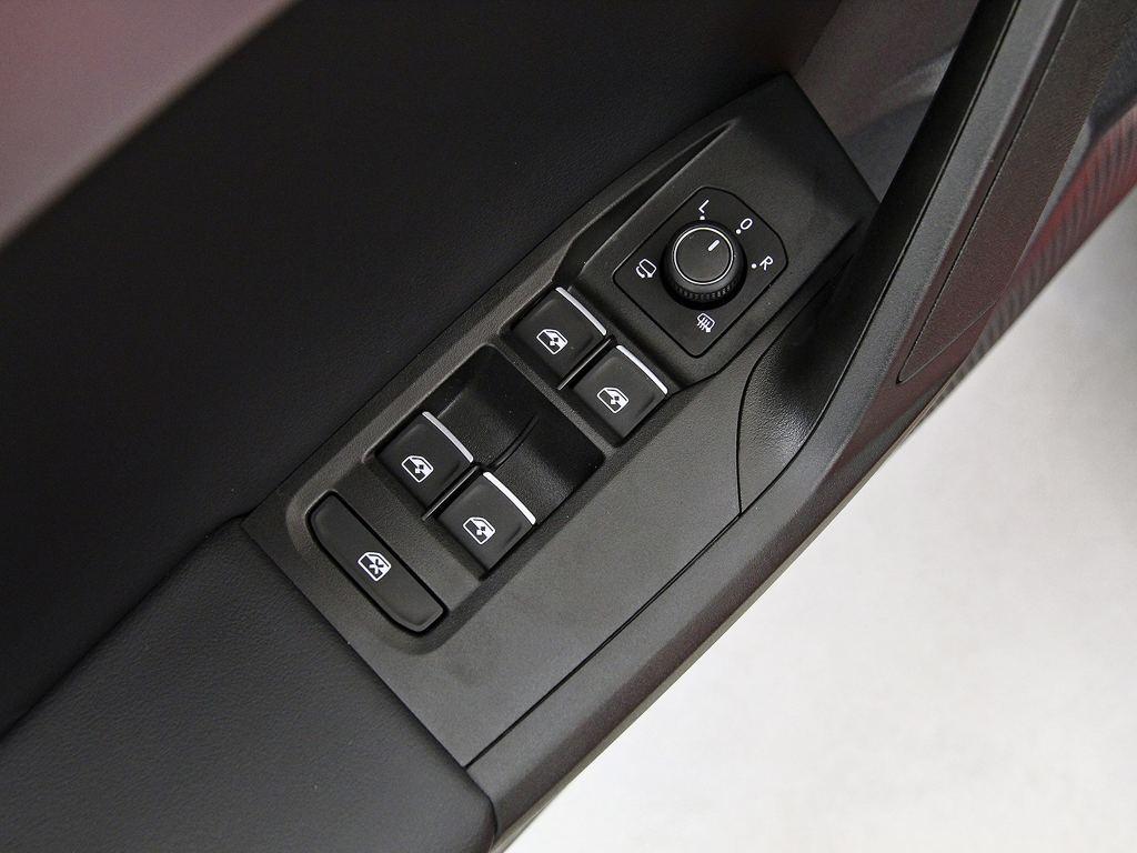 SEAT León 1.5 TSI S&S FR Go L 110 kW (150 CV) - 9