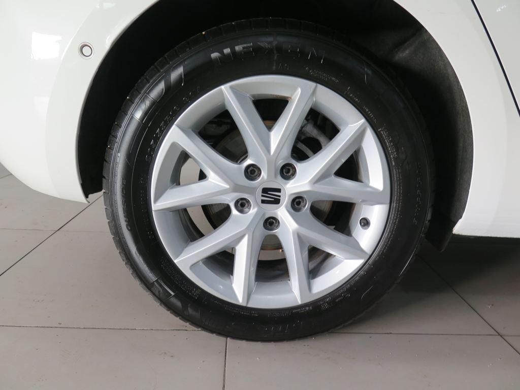 SEAT León 1.5 TSI S&S Style 25 Aniversario 85 kW (116 CV) - 7