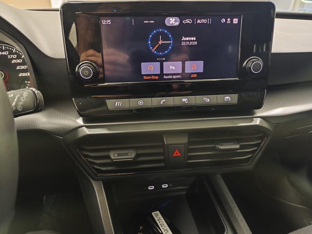 SEAT León 2.0 TDI S&S Reference Go 85 kW (115 CV) - 9