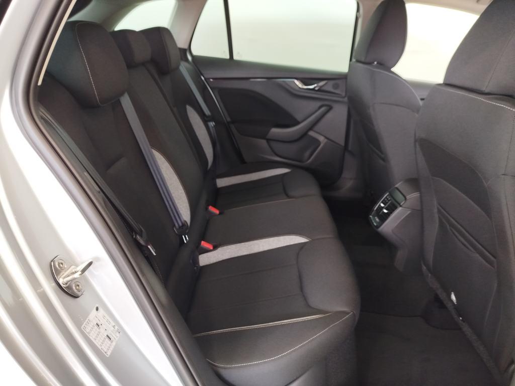 Skoda Scala 1.0 TSI Selection 85 kW (115 CV) - 5