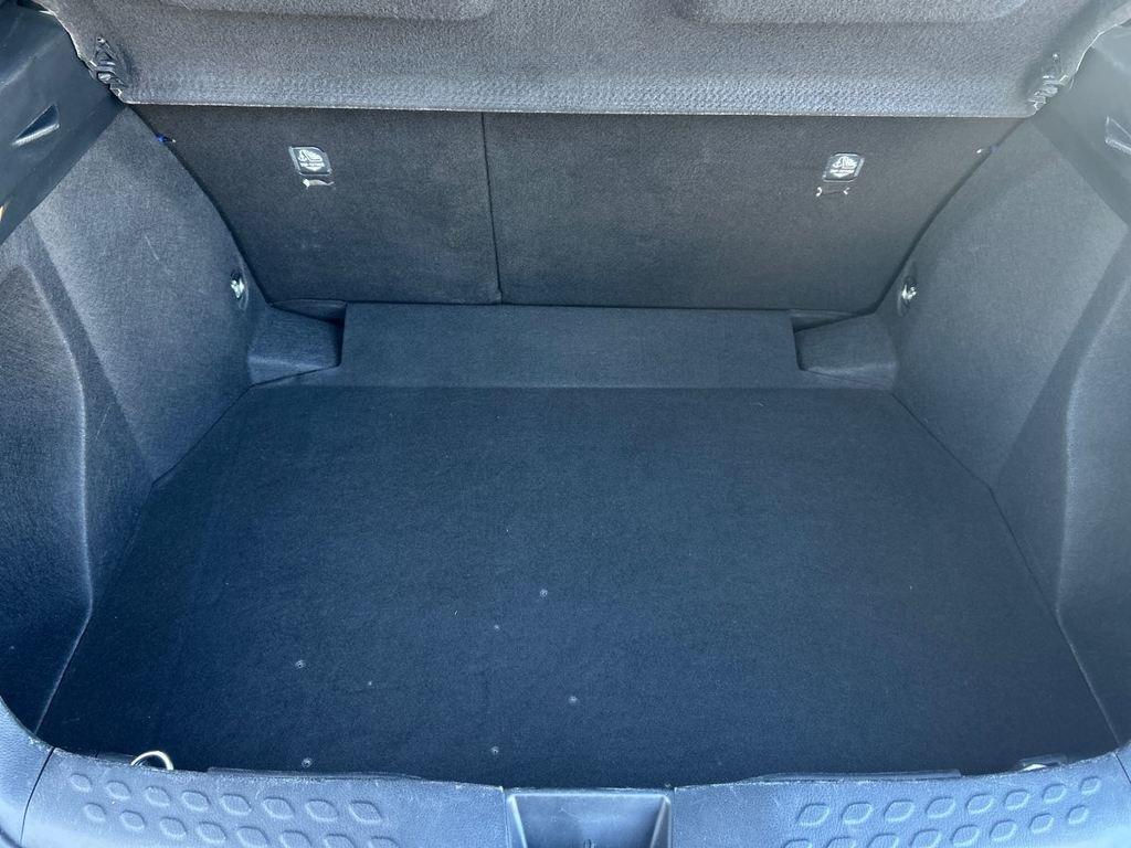 Toyota C-HR 1.8 125H Advance 90 kW (122 CV) - 6